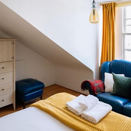 Charming 3 Bedroom Apartment In The Heart Of Vibrant Old Town EDI Eksteriør bilde